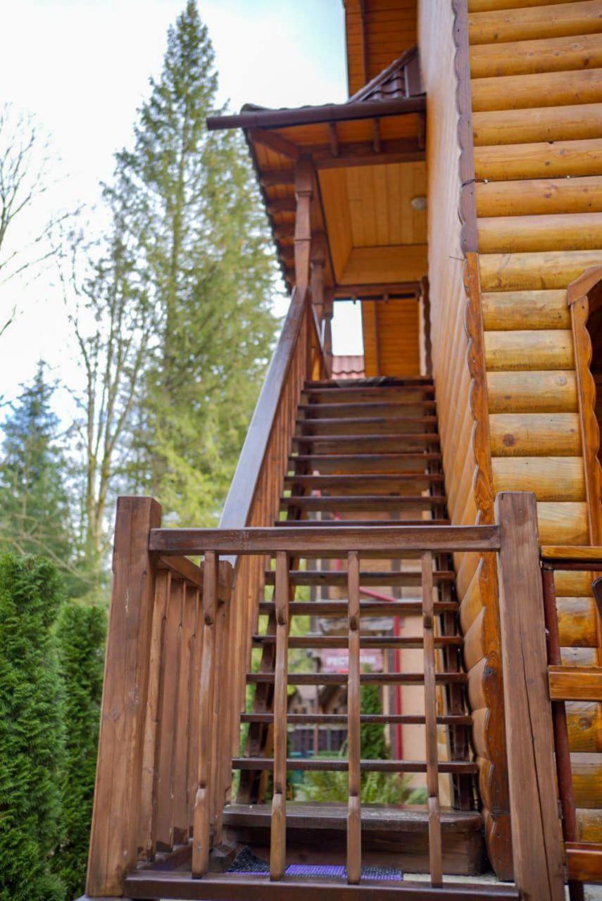 Садиба Nad Prutom Yaremche Exterior photo