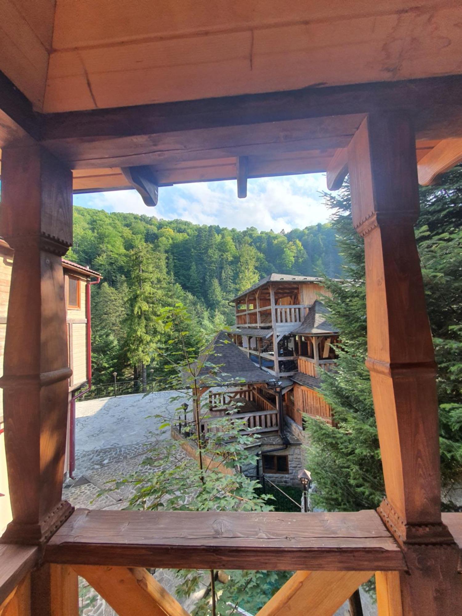 Садиба Nad Prutom Yaremche Exterior photo
